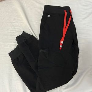 FIGS women’s Zamora jogger scrub pants size medium color black